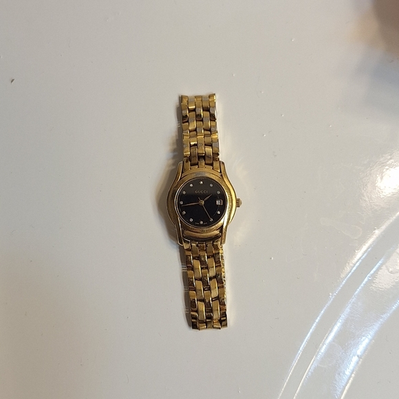 GUCCI Women’s Wristwatch Working - Picture 4 of 8